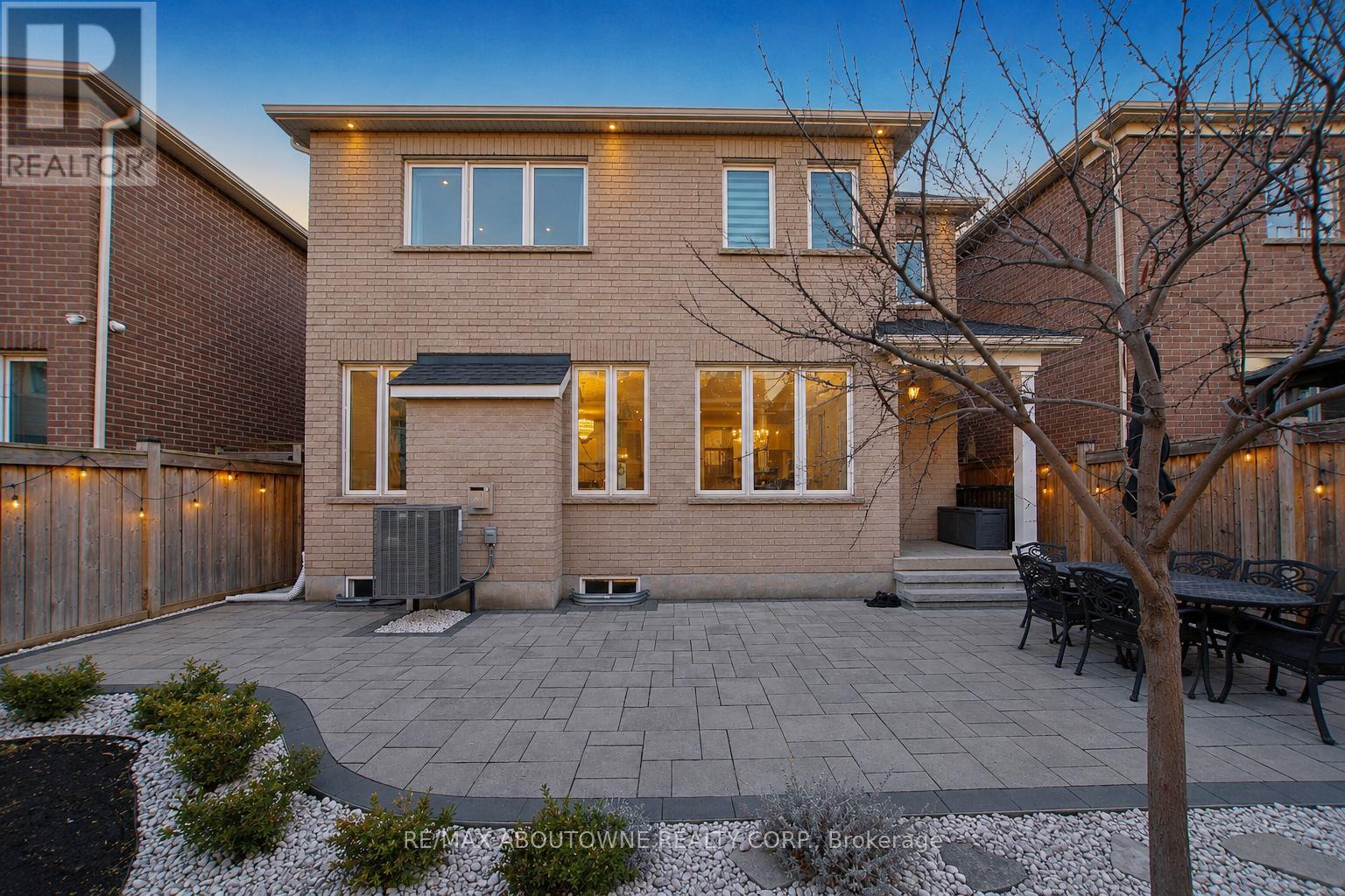 3205 Violet Gardens, Oakville, Ontario  L6M 1L5 - Photo 37 - W13170818