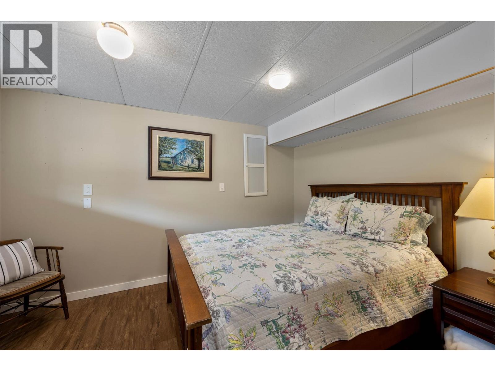 381 Mary Place, Kamloops, British Columbia  V2C 4Y5 - Photo 32 - 10388773
