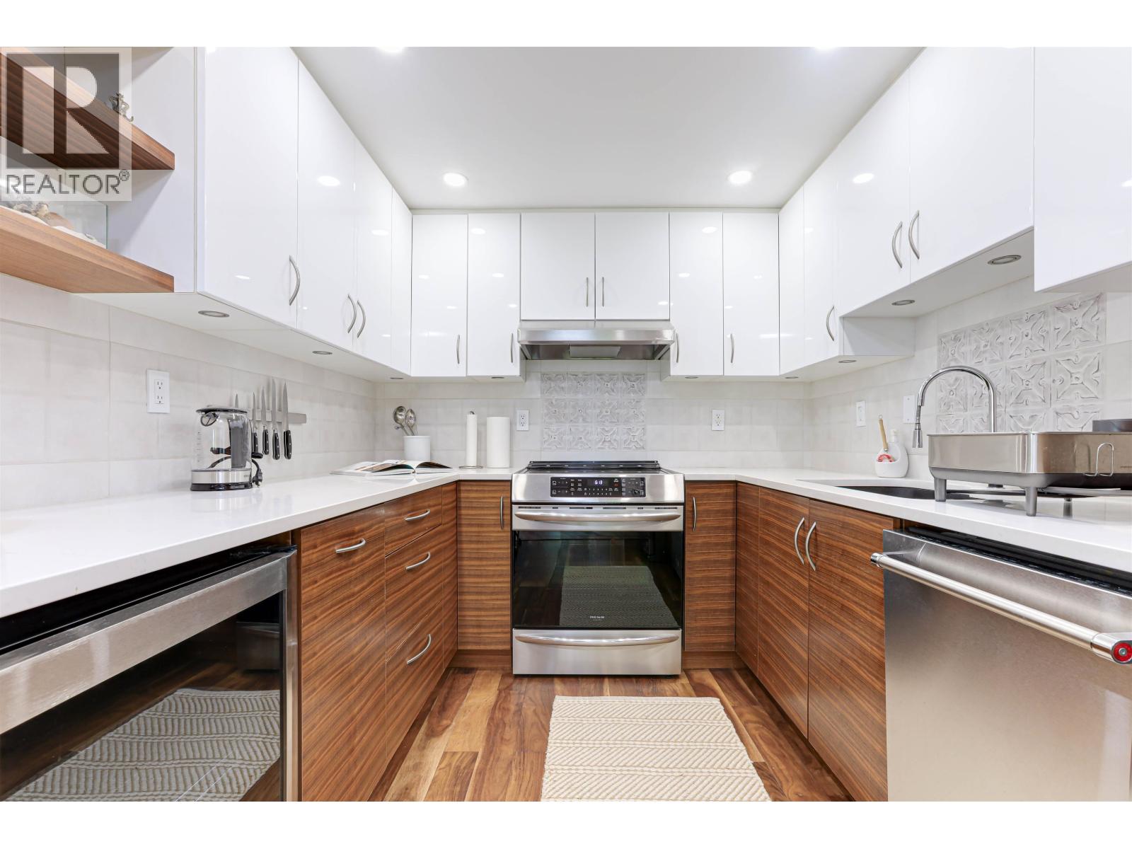 505 1006 Beach Avenue, Vancouver, British Columbia  V6E 1T7 - Photo 2 - R3127409