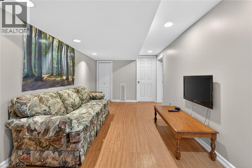 31 Larchwood Drive, St. Catharines, Ontario  L2T 2H4 - Photo 34 - 40833346
