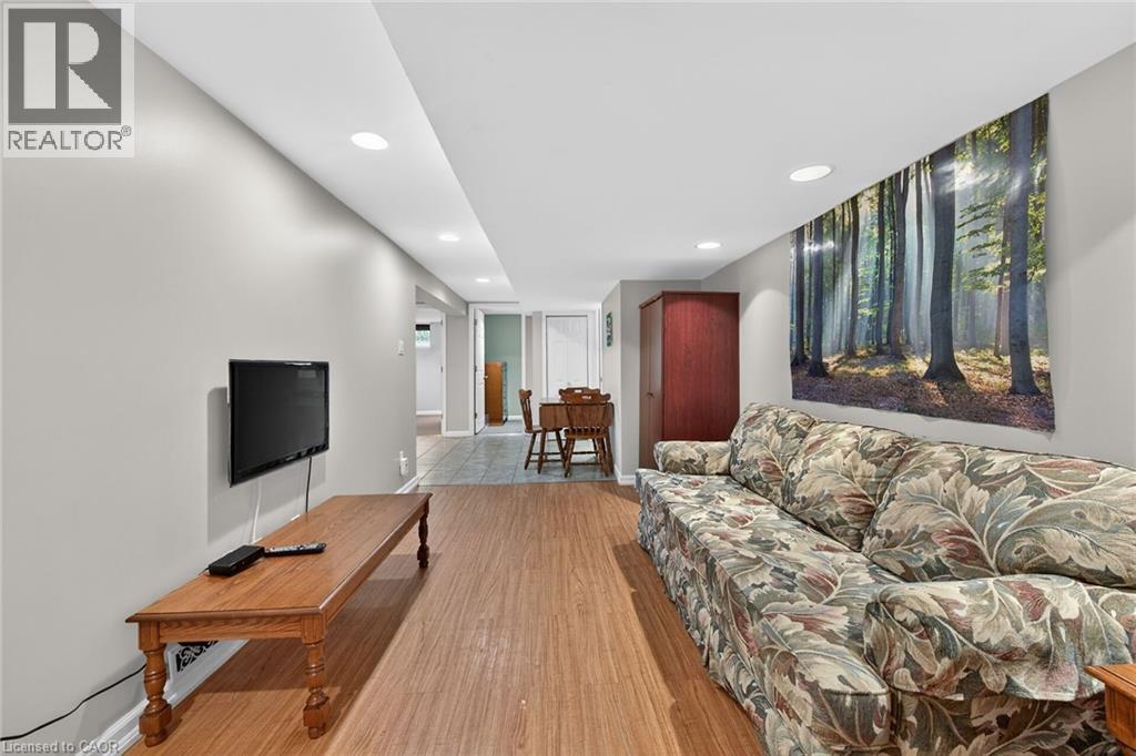 31 Larchwood Drive, St. Catharines, Ontario  L2T 2H4 - Photo 36 - 40833346