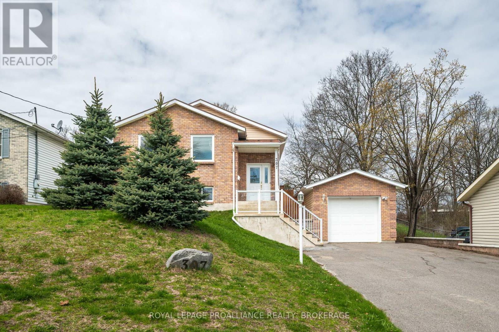 307 Amherst Drive, Loyalist, Ontario  K7N 1V3 - Photo 2 - X13171094