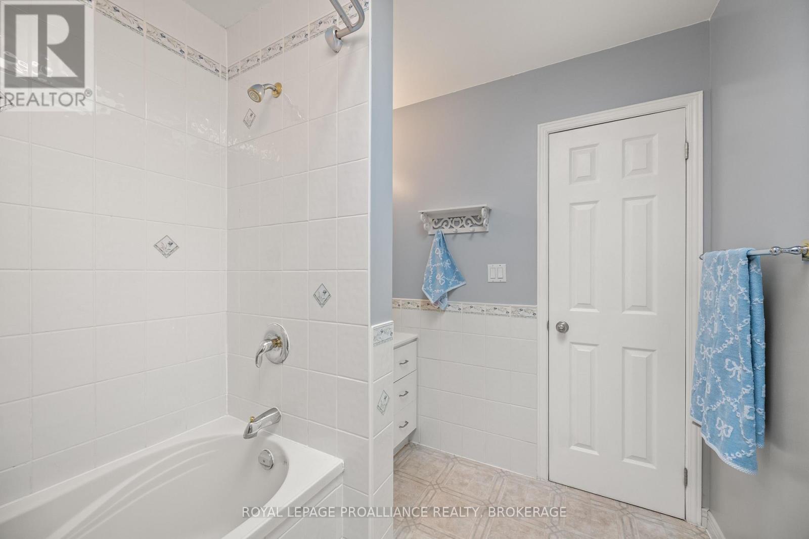 307 Amherst Drive, Loyalist, Ontario  K7N 1V3 - Photo 21 - X13171094