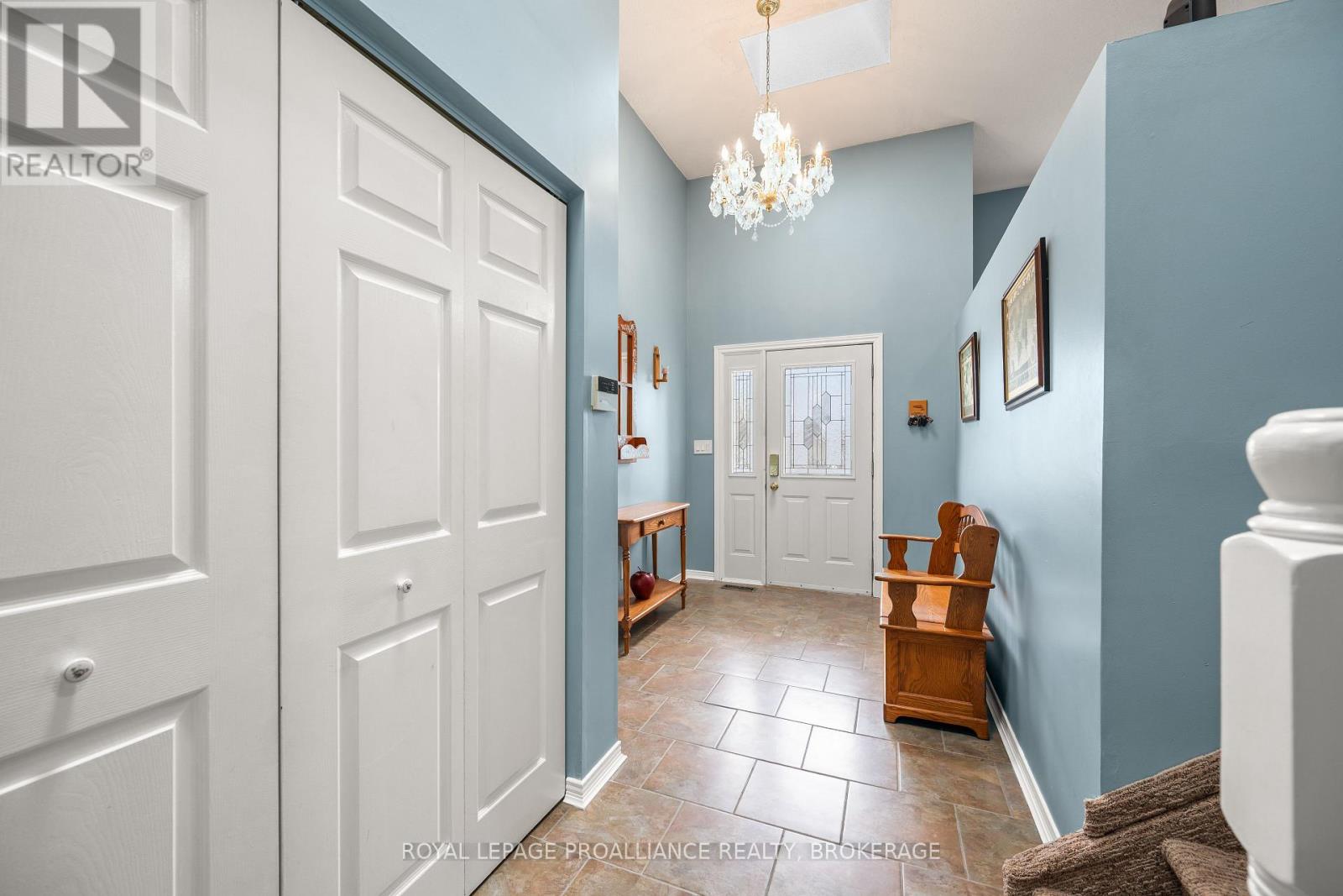 307 Amherst Drive, Loyalist, Ontario  K7N 1V3 - Photo 5 - X13171094