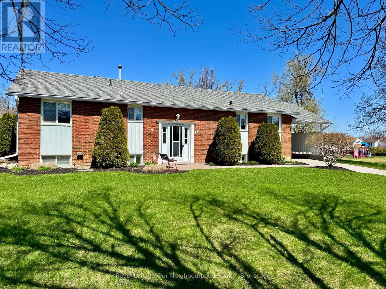 909 Whitefield Drive, Peterborough, Ontario  K9J 7W1 - Photo 7 - X13171064