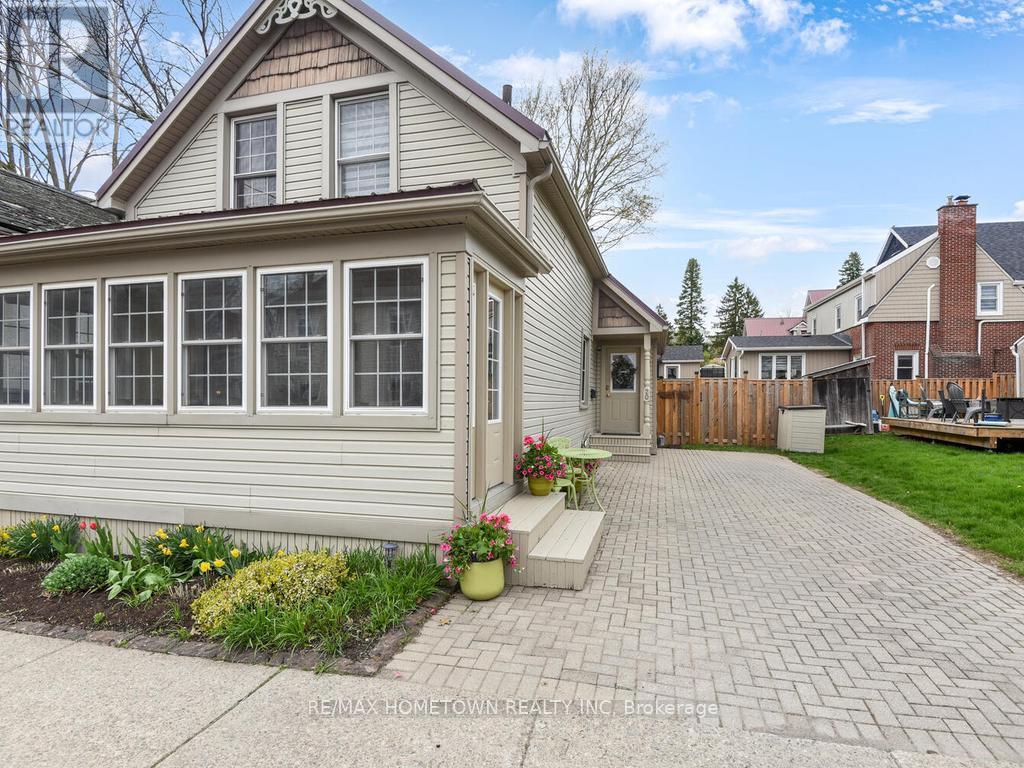 20 Hartley Street, Brockville, Ontario  K6V 3N3 - Photo 1 - X13170958