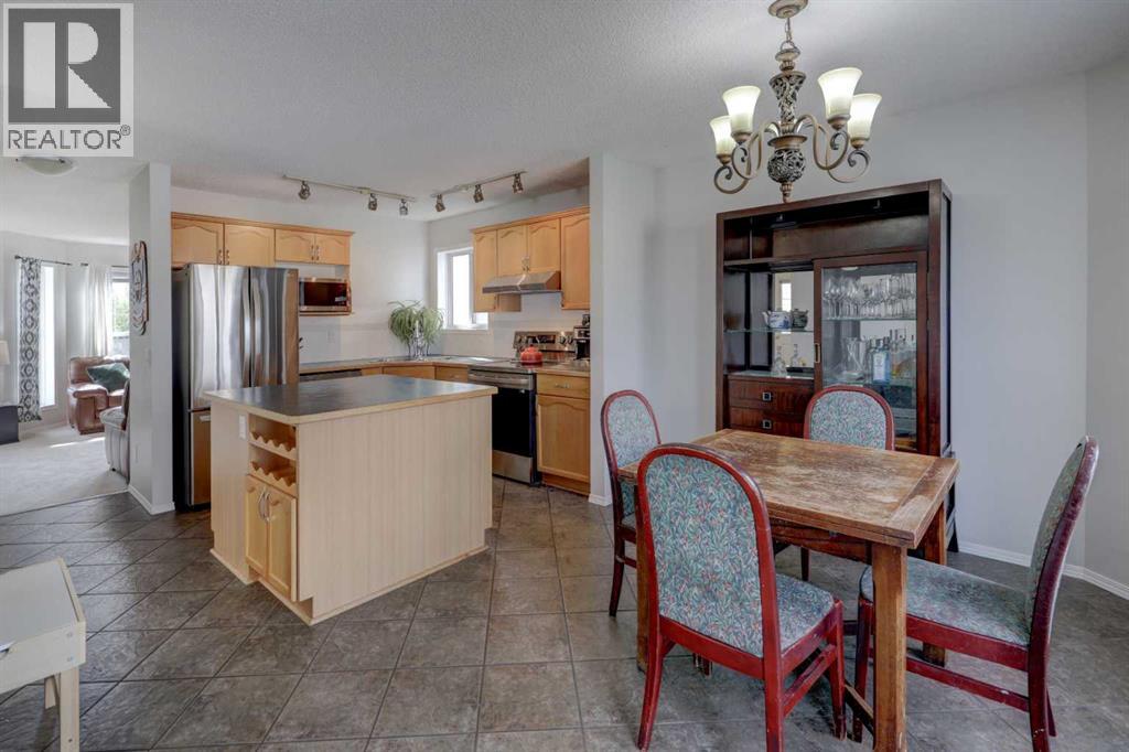 10 Hidden Ranch Hill NW, Calgary, Alberta  T3A 5X6 - Photo 11 - A2314205