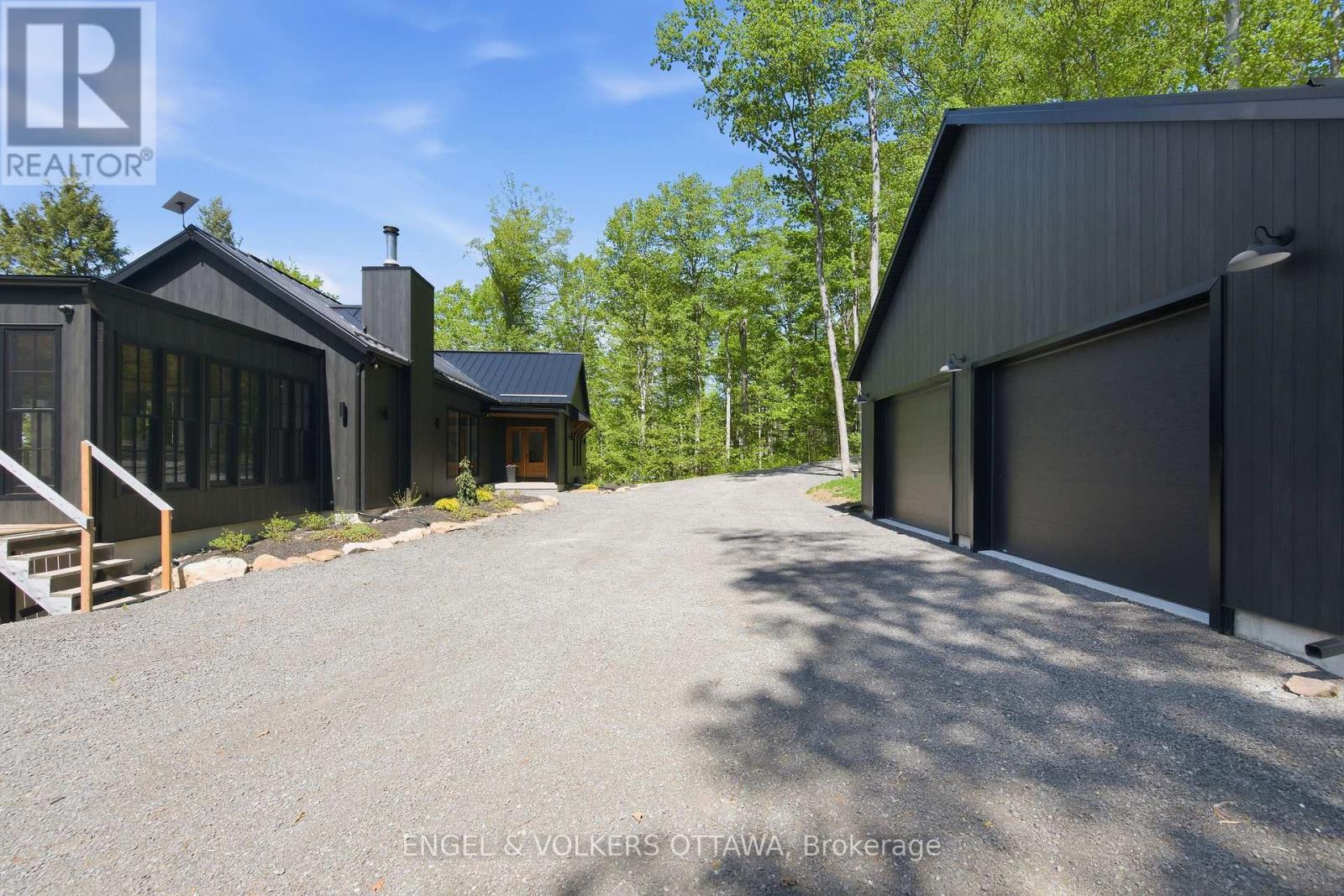 189 Shady Maple Road, Mcnab/braeside, Ontario K0J 1G0 - Photo 3 - X13171054