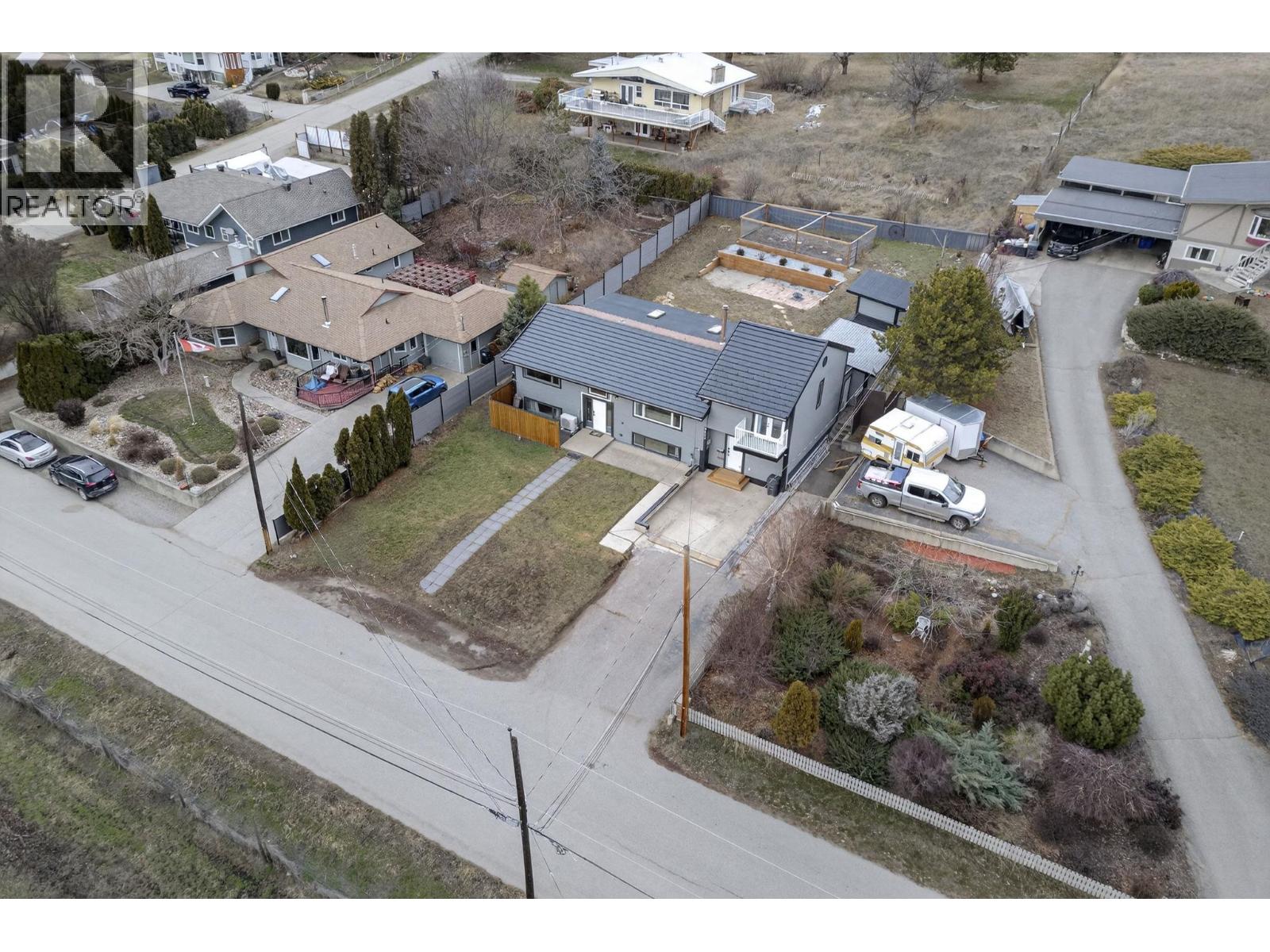 9803 Venables Drive, Coldstream, British Columbia  V1B 2K1 - Photo 3 - 10376732