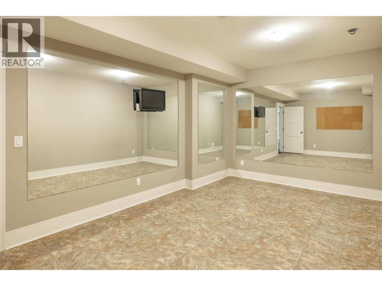 4149 Gallaghers Fairway S, Kelowna, British Columbia  V1W 5G3 - Photo 33 - 10385553