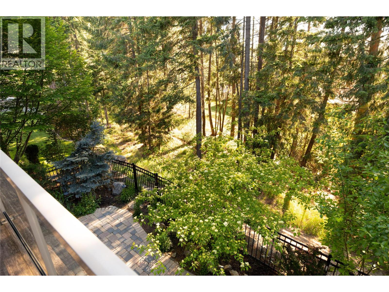 4149 Gallaghers Fairway S, Kelowna, British Columbia  V1W 5G3 - Photo 10 - 10385553