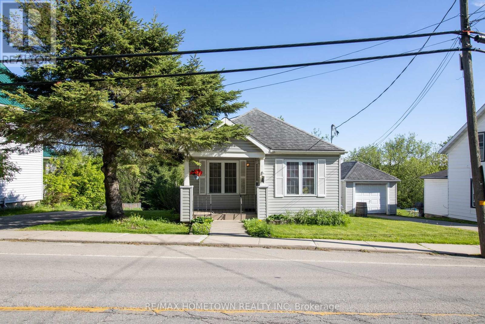 17 Main Street E, Elizabethtown-Kitley, Ontario  K0E 1M0 - Photo 1 - X13171110