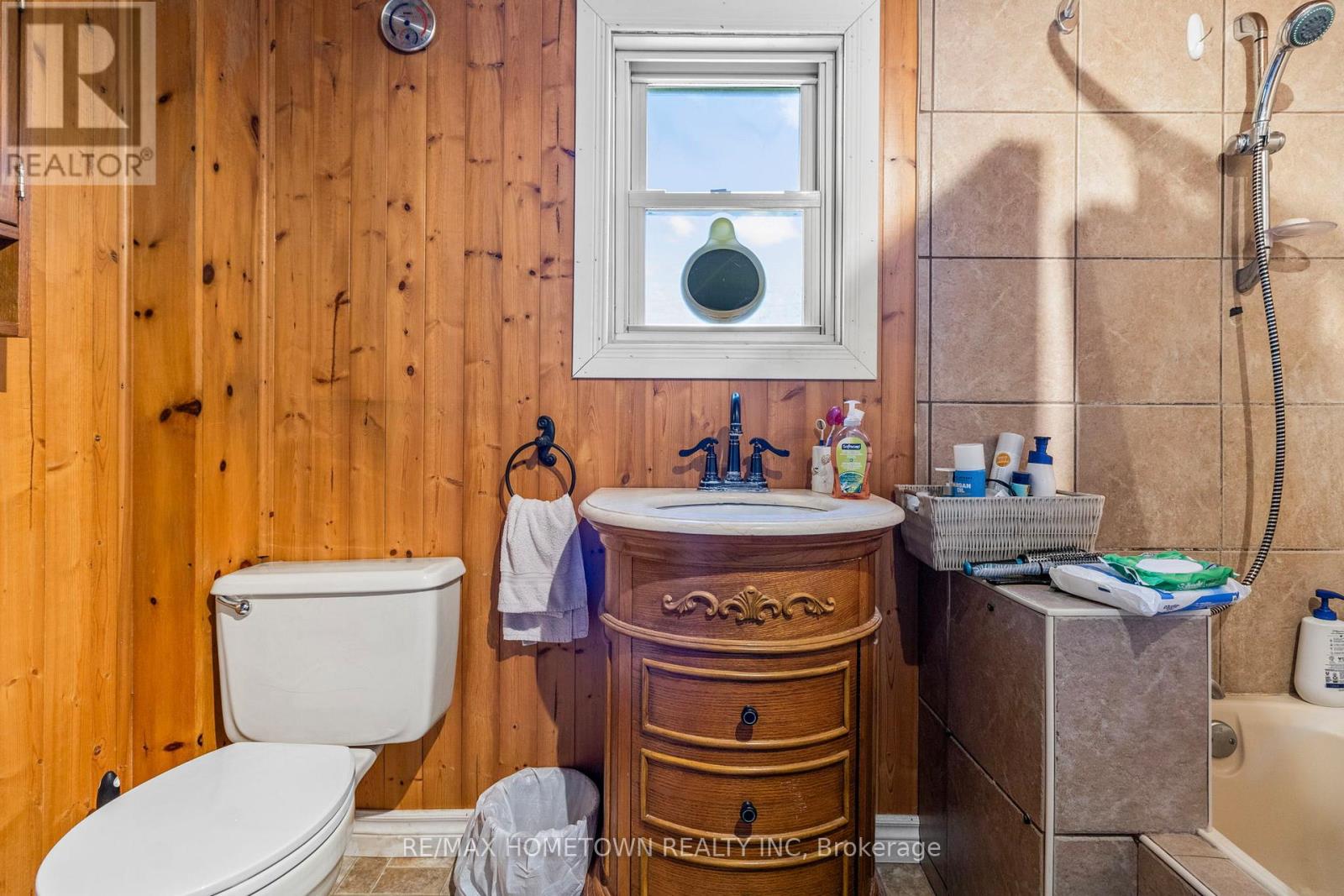 17 Main Street E, Elizabethtown-Kitley, Ontario  K0E 1M0 - Photo 19 - X13171110