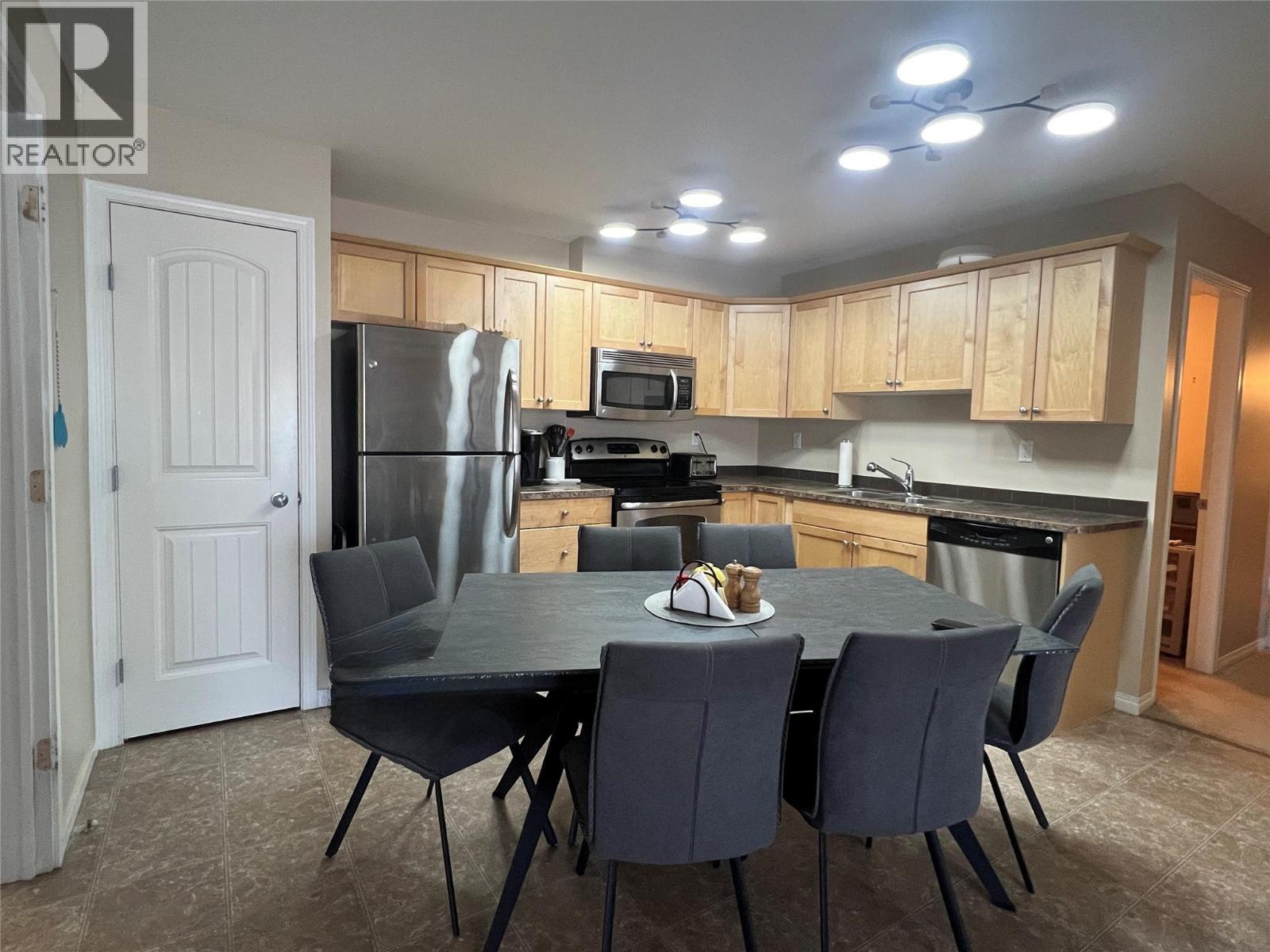 809 96 Avenue Unit# 3, Dawson Creek, British Columbia  V1G 0C5 - Photo 4 - 10388560