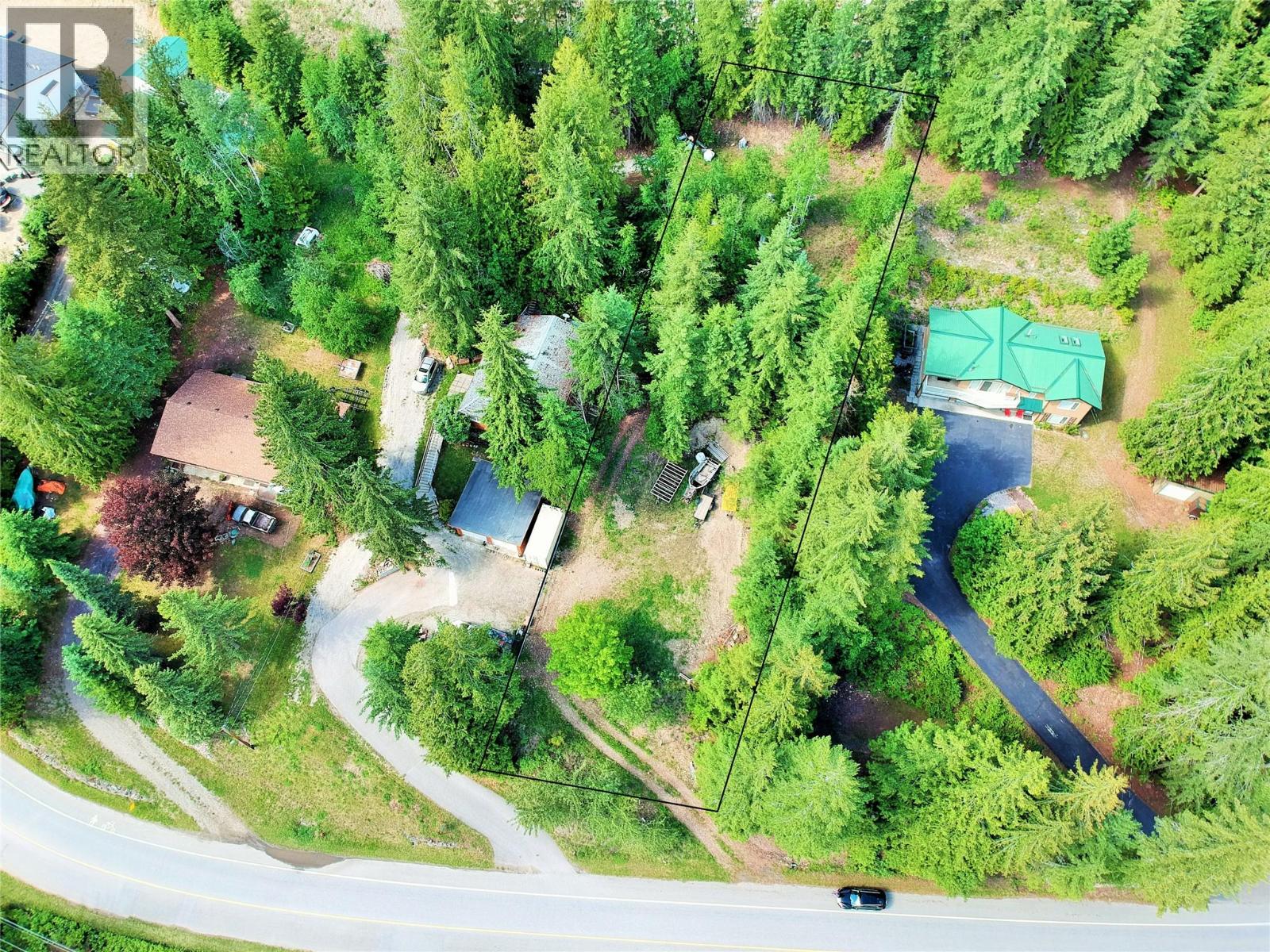 10 Old Town Road, Sicamous, British Columbia V0E 2V4 - Photo 3 - 10388539