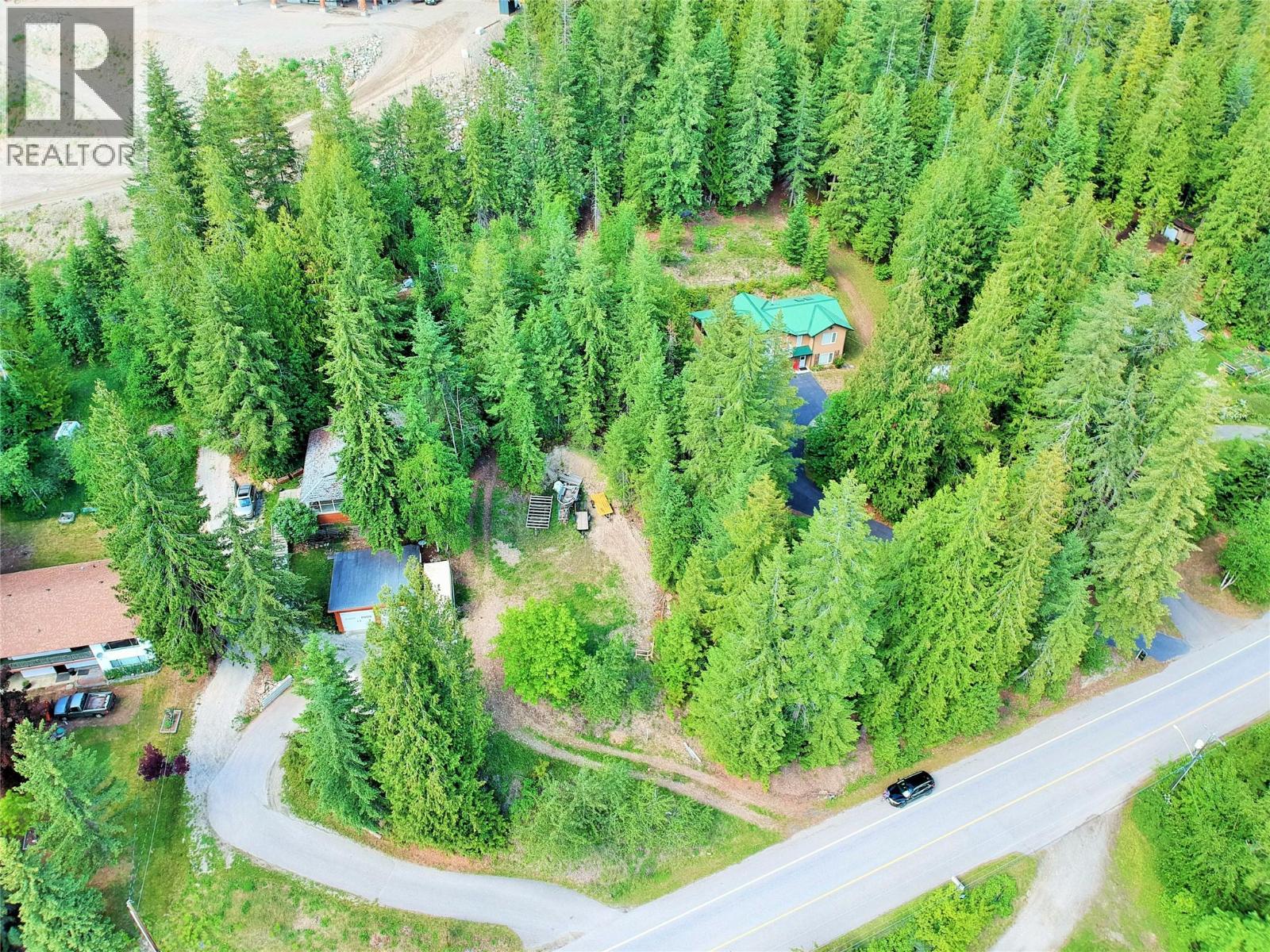 10 Old Town Road, Sicamous, British Columbia V0E 2V4 - Photo 8 - 10388539
