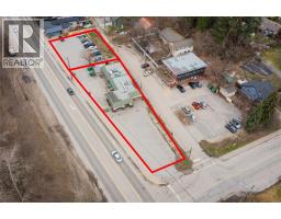 755/789 Columbia Avenue, Castlegar, British Columbia