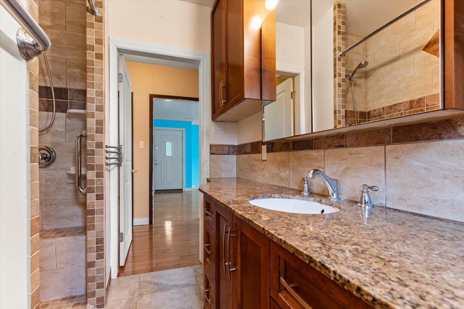 46057 Fourth Avenue, Chilliwack Downtown, Chilliwack, British Columbia  V2P 1N2 - Photo 24 - R3124974