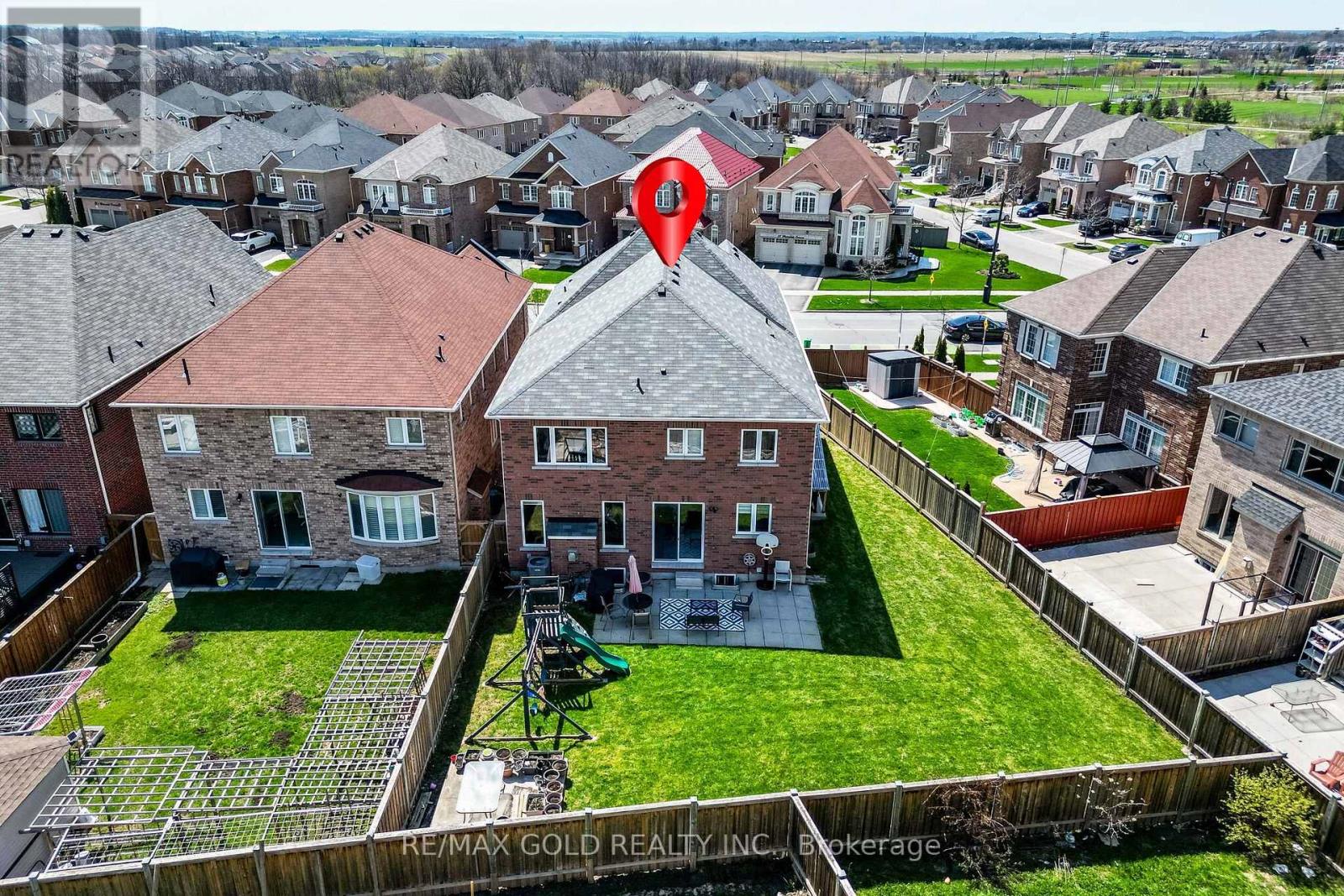 253 Elbern Markell Drive, Brampton, Ontario  L6X 3C3 - Photo 45 - W13040426