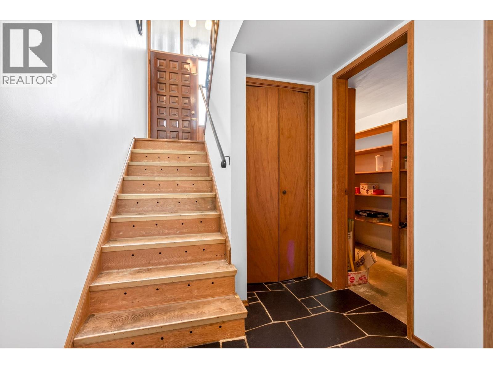256 Rossmore Court, Coquitlam, British Columbia  V3K 5H3 - Photo 22 - R3127226
