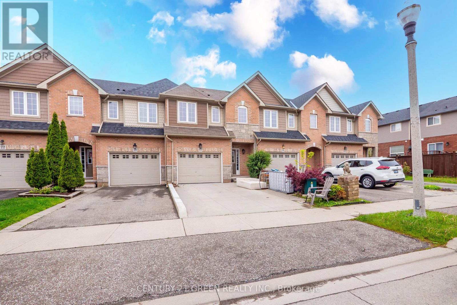 18 Palacebeach Trail, Hamilton, Ontario  L8E 5C3 - Photo 5 - X13164608