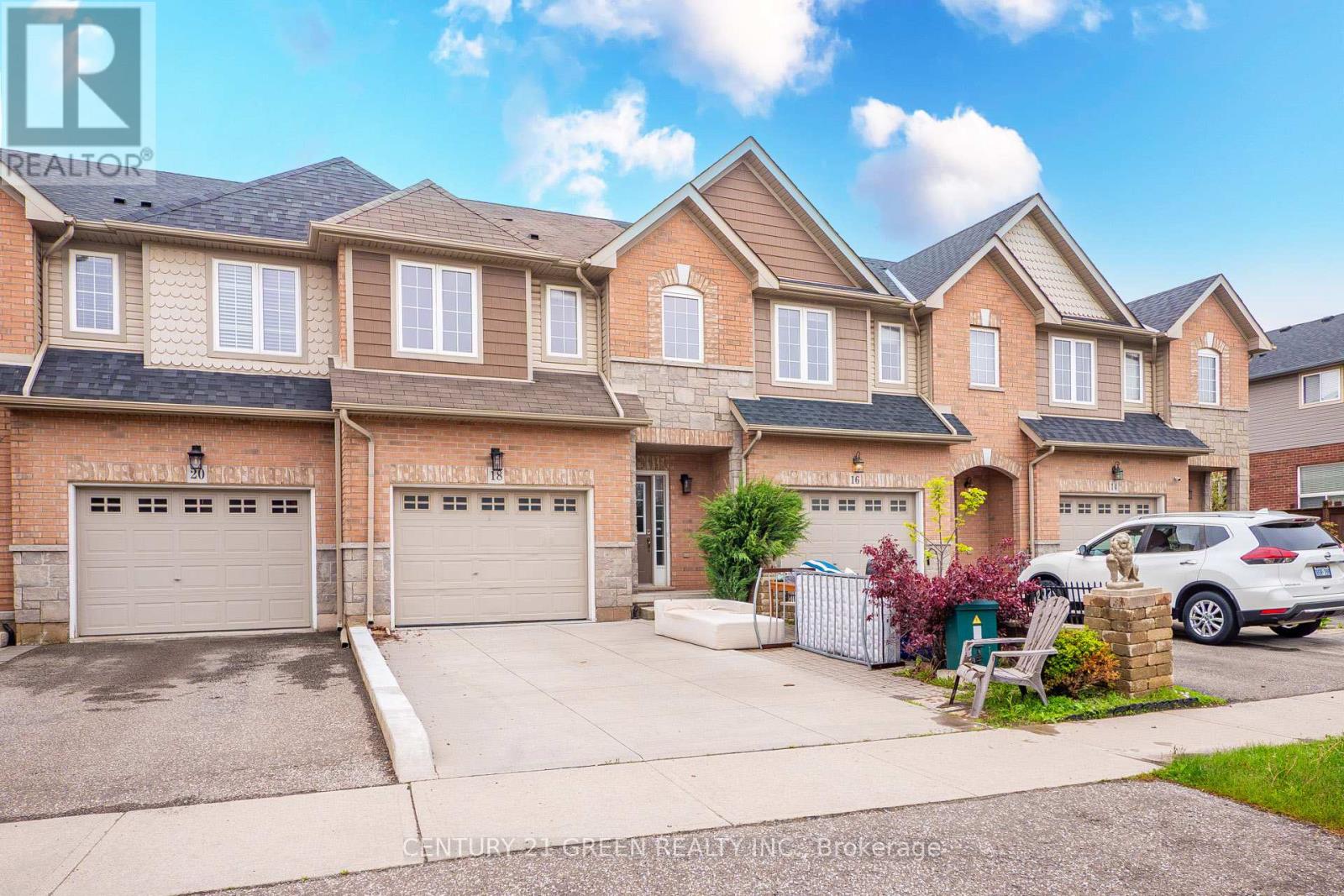 18 Palacebeach Trail, Hamilton, Ontario  L8E 5C3 - Photo 4 - X13164608