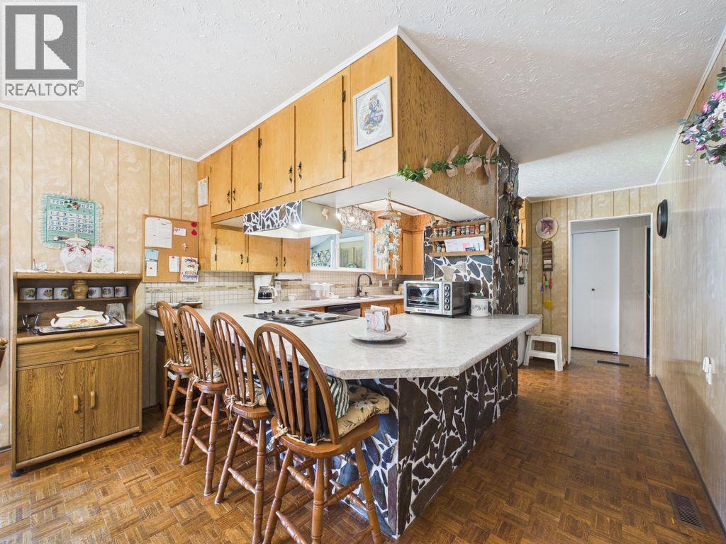 8489 Hwy 95a, Kimberley, British Columbia V1A 3L2 - Photo 21 - 10387553