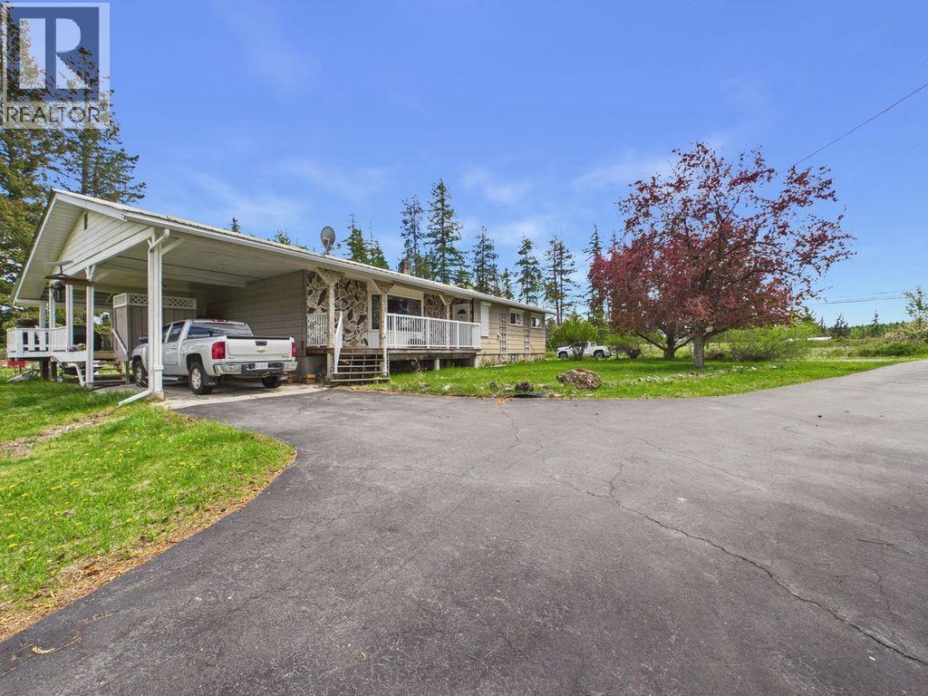8489 Hwy 95a, Kimberley, British Columbia V1A 3L2 - Photo 1 - 10387553