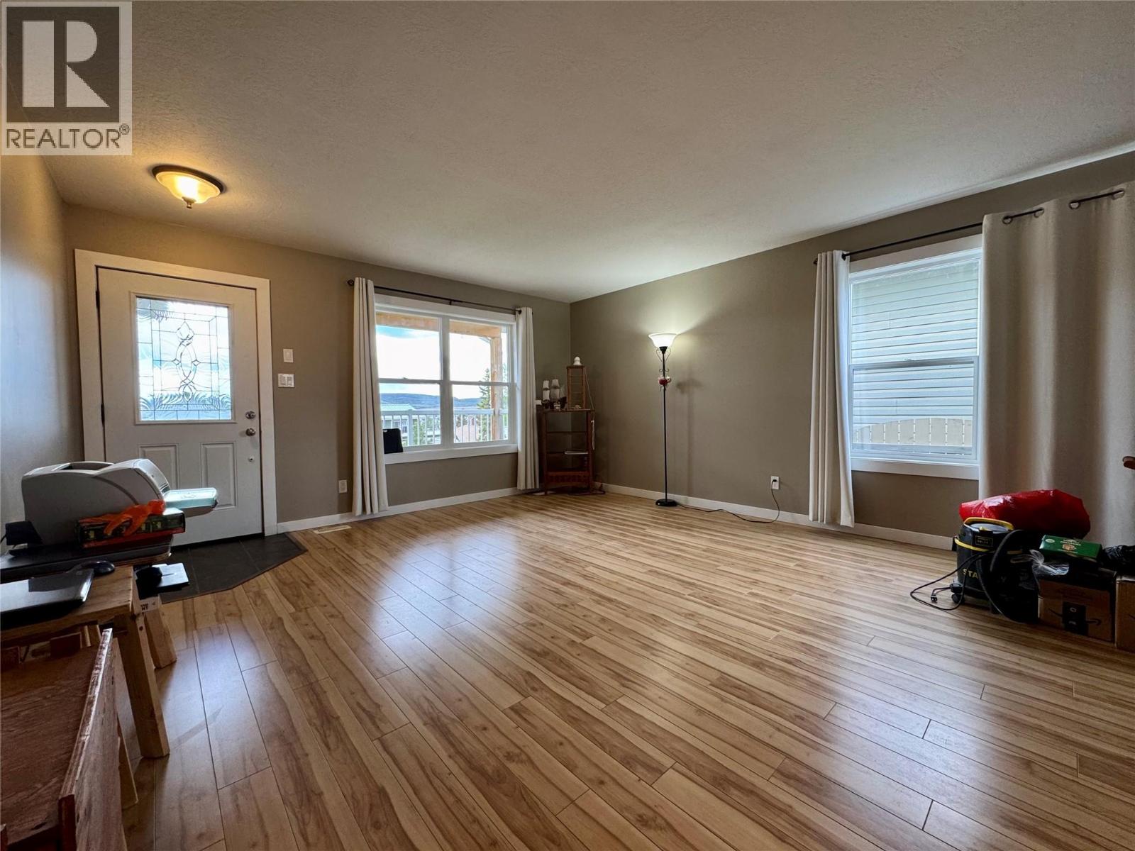 704 99 Avenue, Dawson Creek, British Columbia  V1G 1T4 - Photo 2 - 10388803