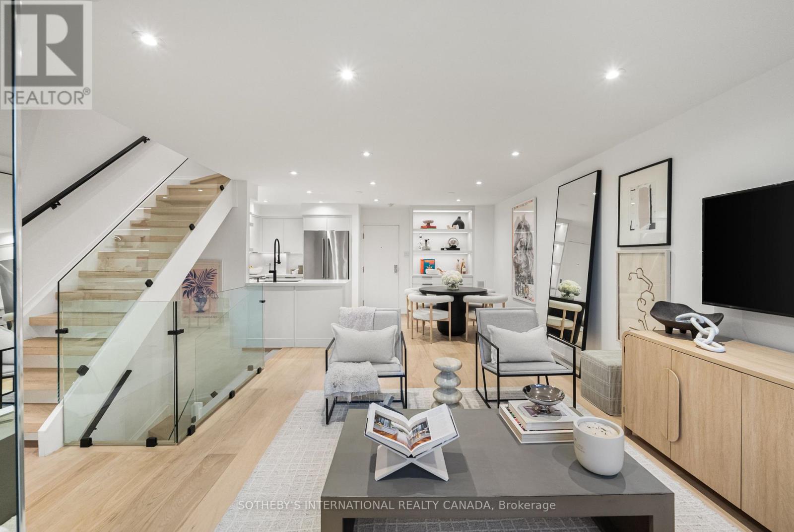 A4 - 142 Pears Avenue, Toronto, Ontario  M5R 1T2 - Photo 4 - C13171060