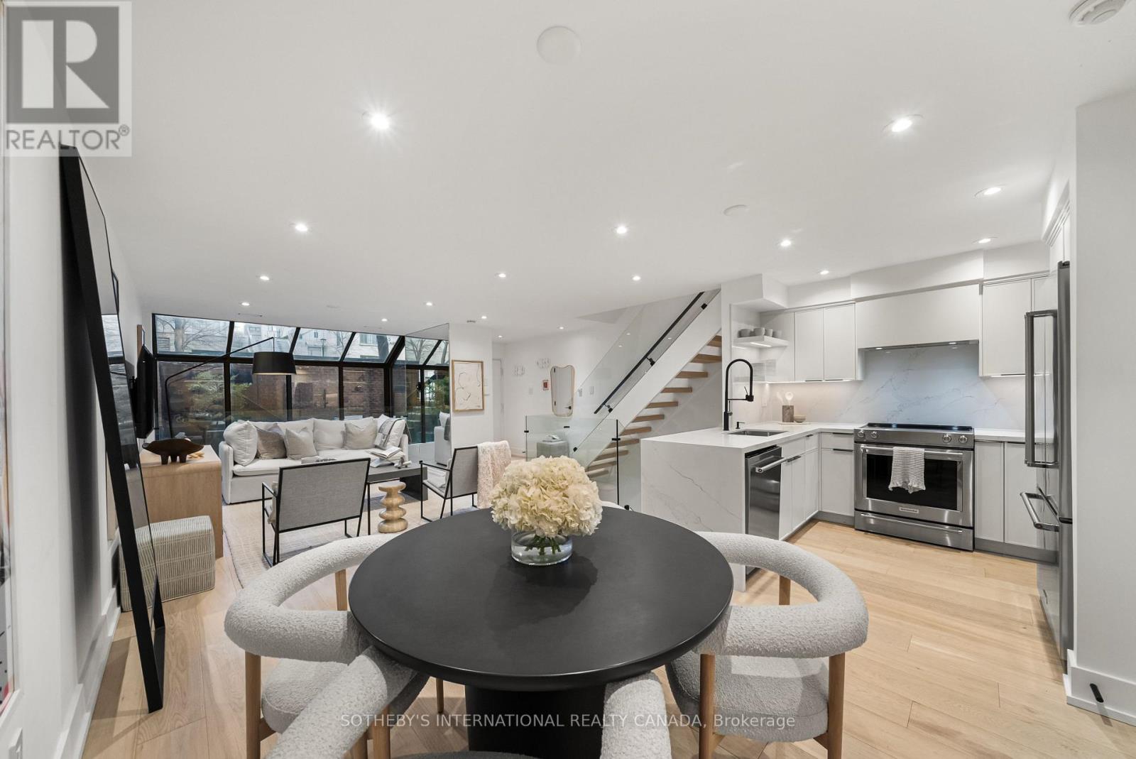 A4 - 142 Pears Avenue, Toronto, Ontario  M5R 1T2 - Photo 6 - C13171060