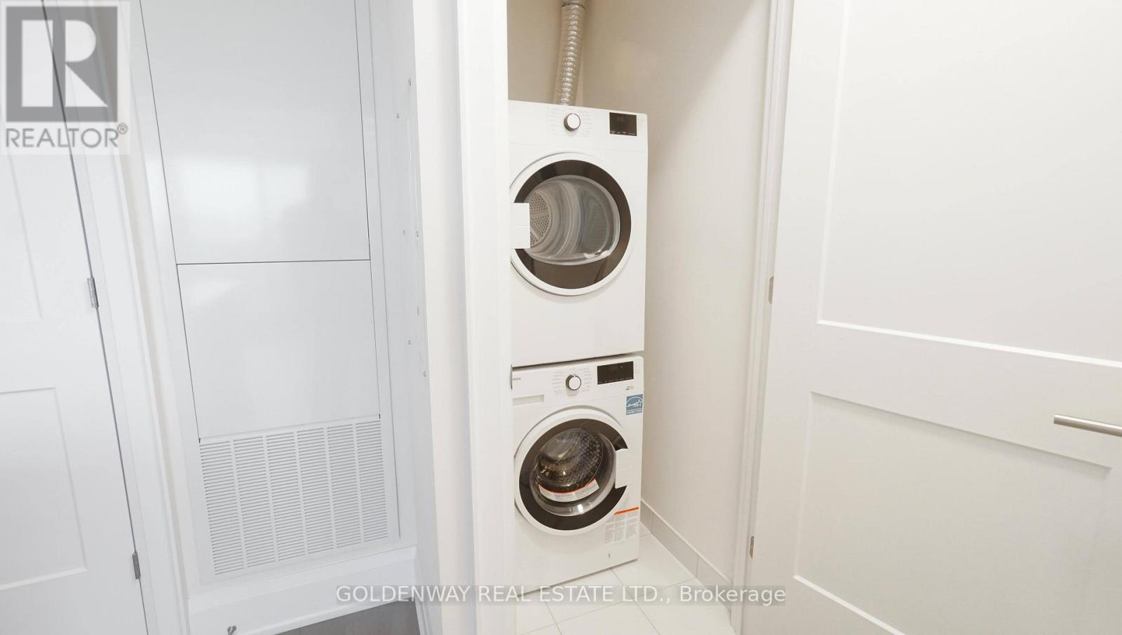 2504 - 88 Cumberland Street, Toronto, Ontario  M5R 1A3 - Photo 9 - C13171072