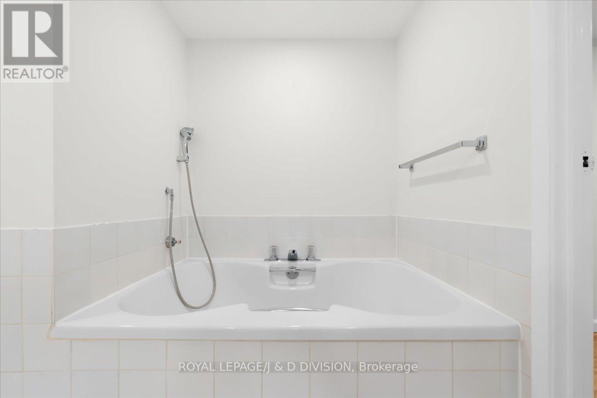 424 - 80 Front Street E, Toronto, Ontario  M5E 1T4 - Photo 22 - C13171124