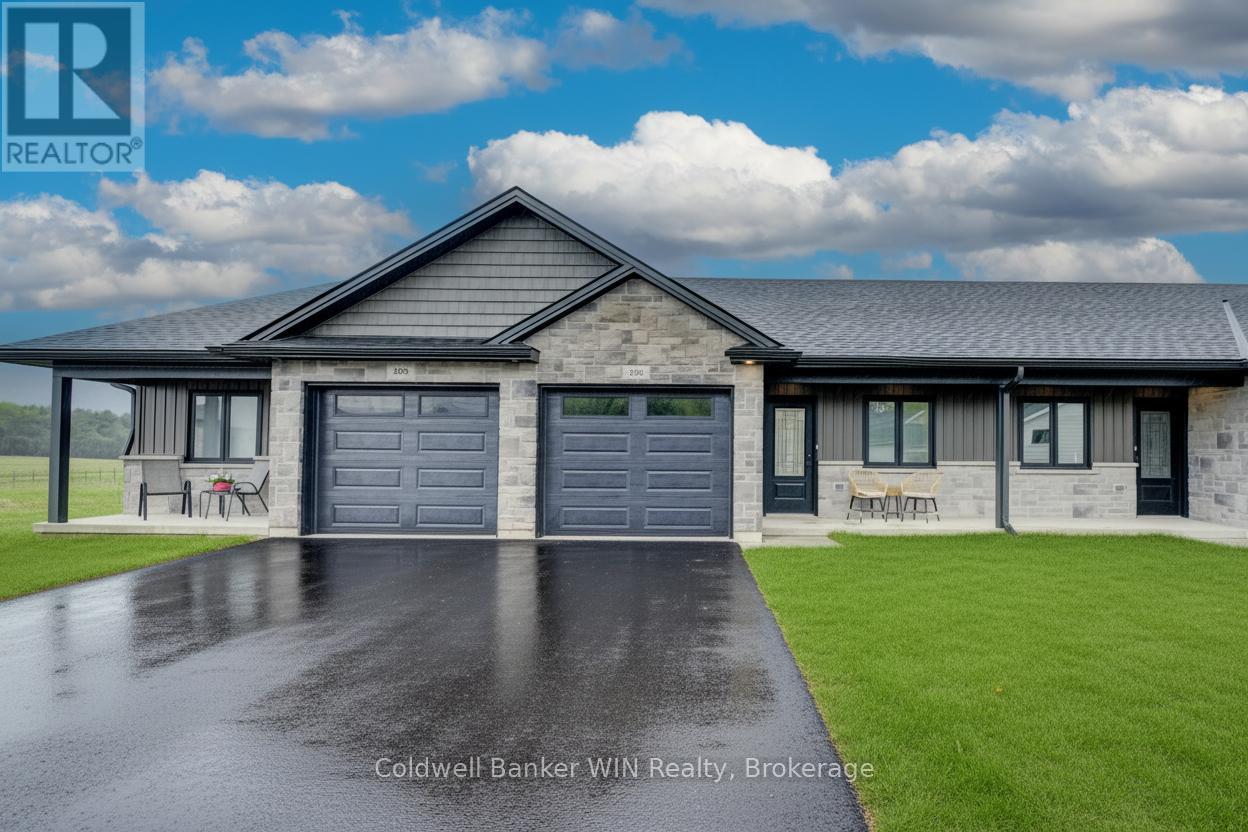 204 ELGIN STREET, minto, Ontario