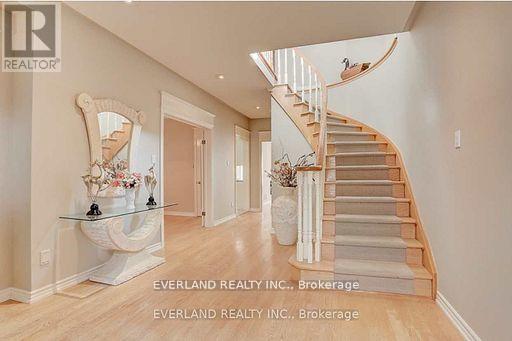 1&2 Floor - 116 Redondo Drive, Vaughan, Ontario  L4J 7S6 - Photo 3 - N13171146