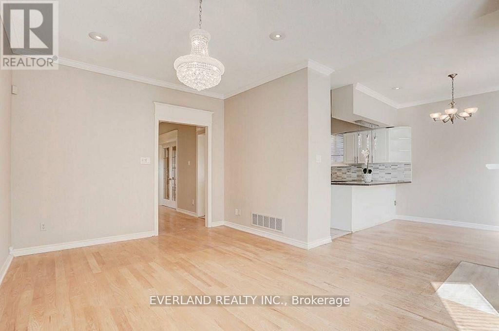 1&2 Floor - 116 Redondo Drive, Vaughan, Ontario  L4J 7S6 - Photo 7 - N13171146