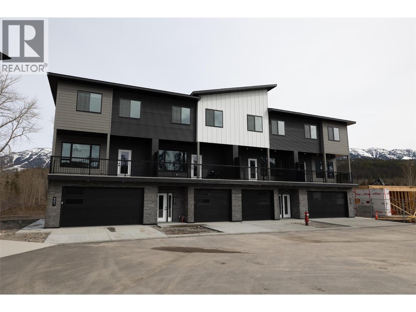 800 Riverside Way Unit# 403, Fernie, British Columbia  V0B 1M7 - Photo 1 - 10386886
