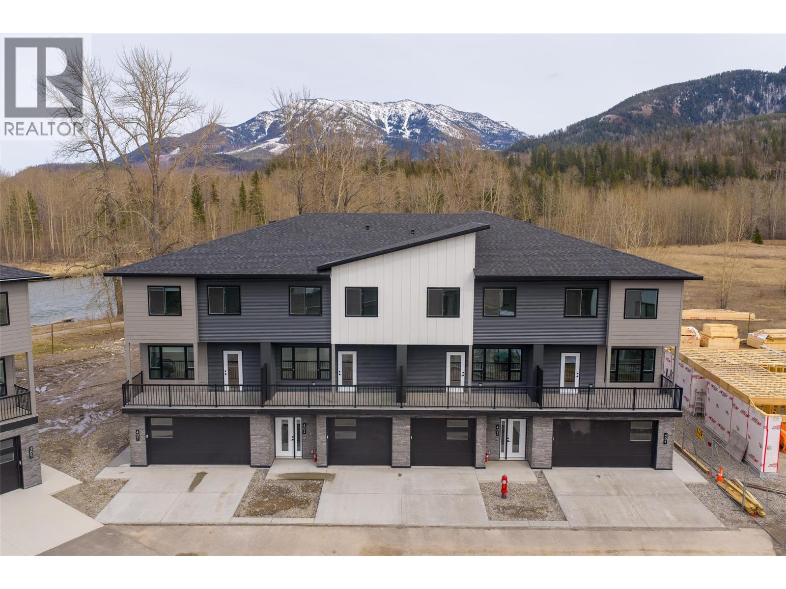 800 Riverside Way Unit# 403, Fernie, British Columbia  V0B 1M7 - Photo 5 - 10386886