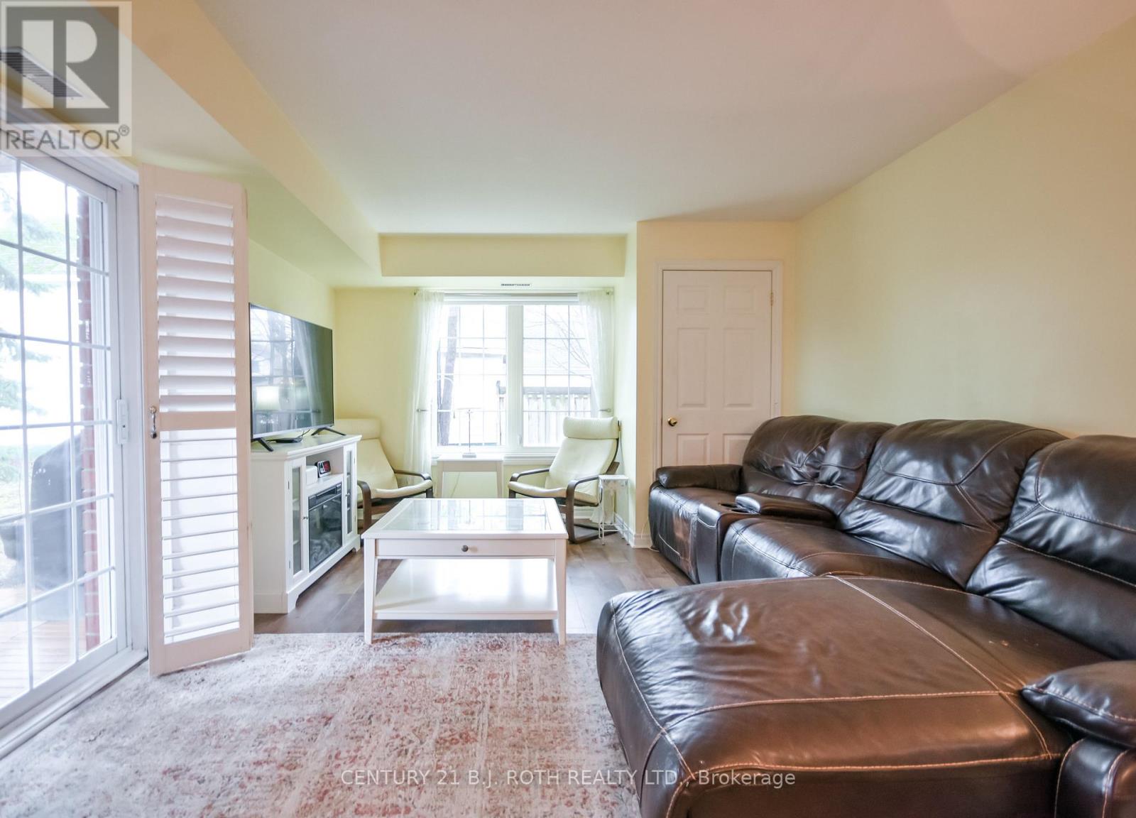114 - 49 Jacobs Terrace, Barrie, Ontario  L4N 0W4 - Photo 4 - S13171084