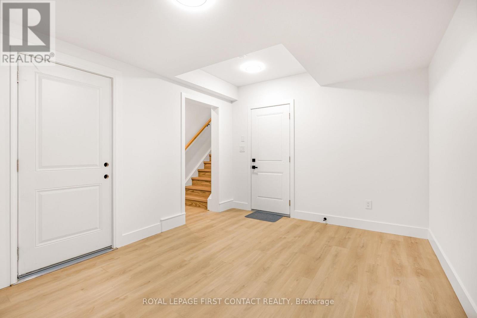 4 Alderwood Lane, Barrie (Allandale), Ontario  L4N 3J2 - Photo 16 - S13171116