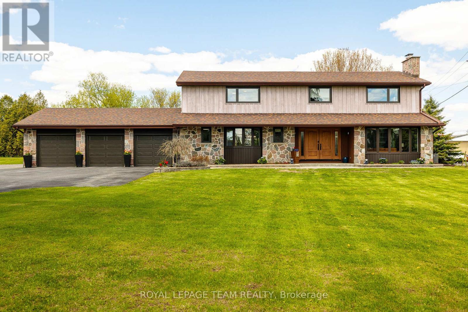 116 Main Street, North Dundas, Ontario  K0A 2R0 - Photo 2 - X13120970