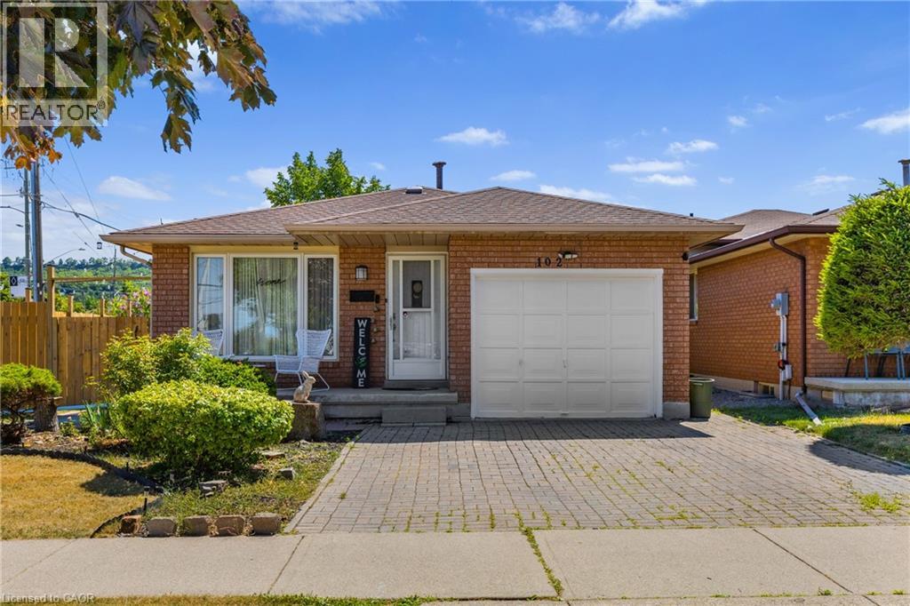 102 Juniper Drive, Hamilton, Ontario  L8E 4G6 - Photo 3 - 40833374