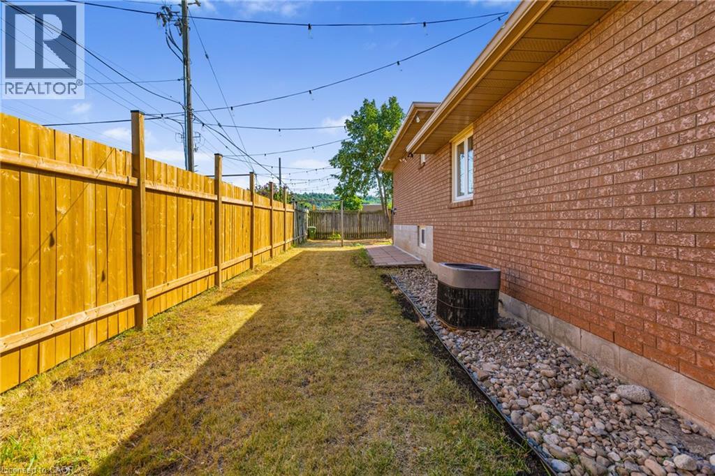 102 Juniper Drive, Hamilton, Ontario  L8E 4G6 - Photo 35 - 40833374