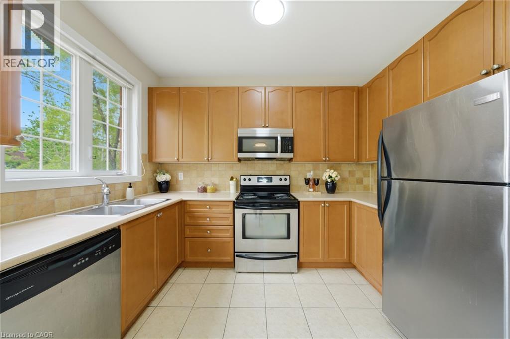 148 Montreal Circle, Stoney Creek, Ontario  L8E 0C8 - Photo 20 - 40833170