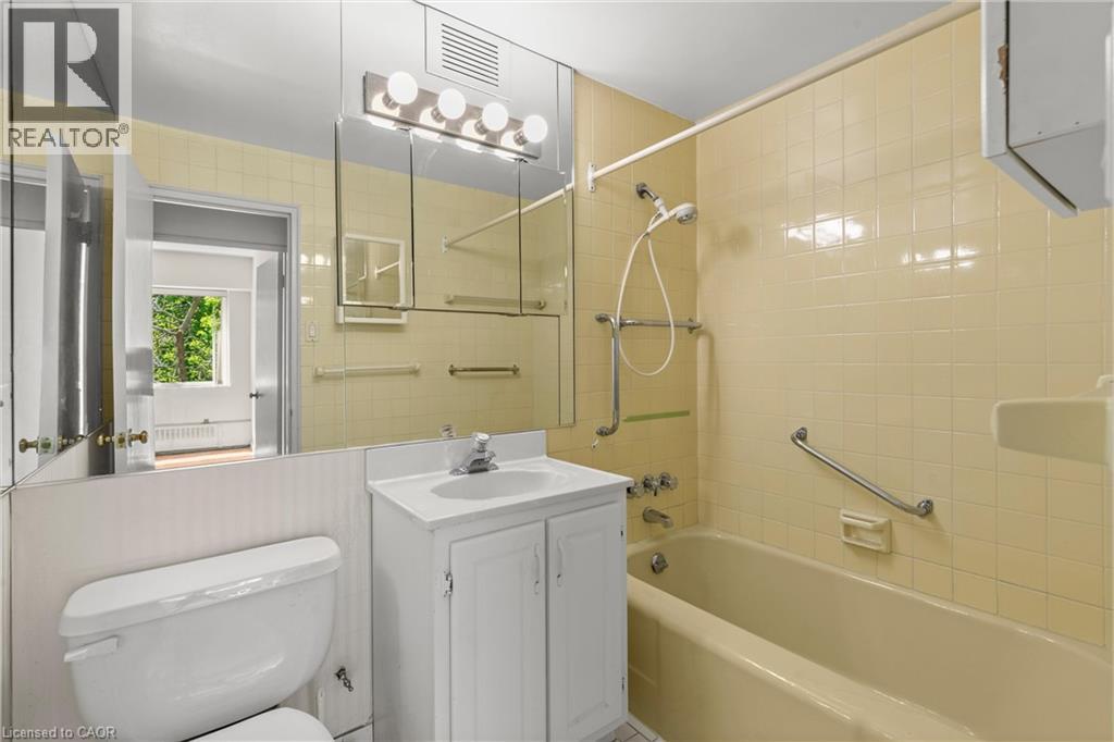 21 Dale Avenue, Toronto, Ontario  M4W 1K3 - Photo 15 - 40833022