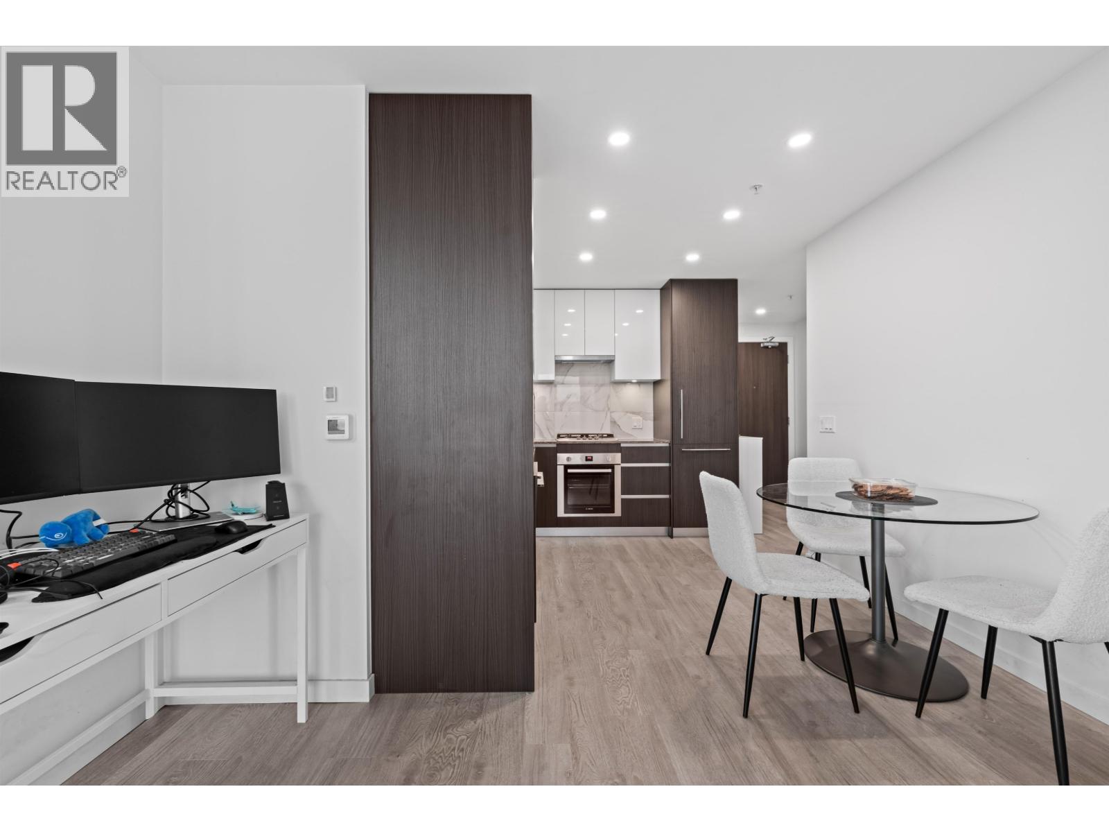 703 5333 Goring Street, Burnaby, British Columbia  V5B 3A2 - Photo 13 - R3126359