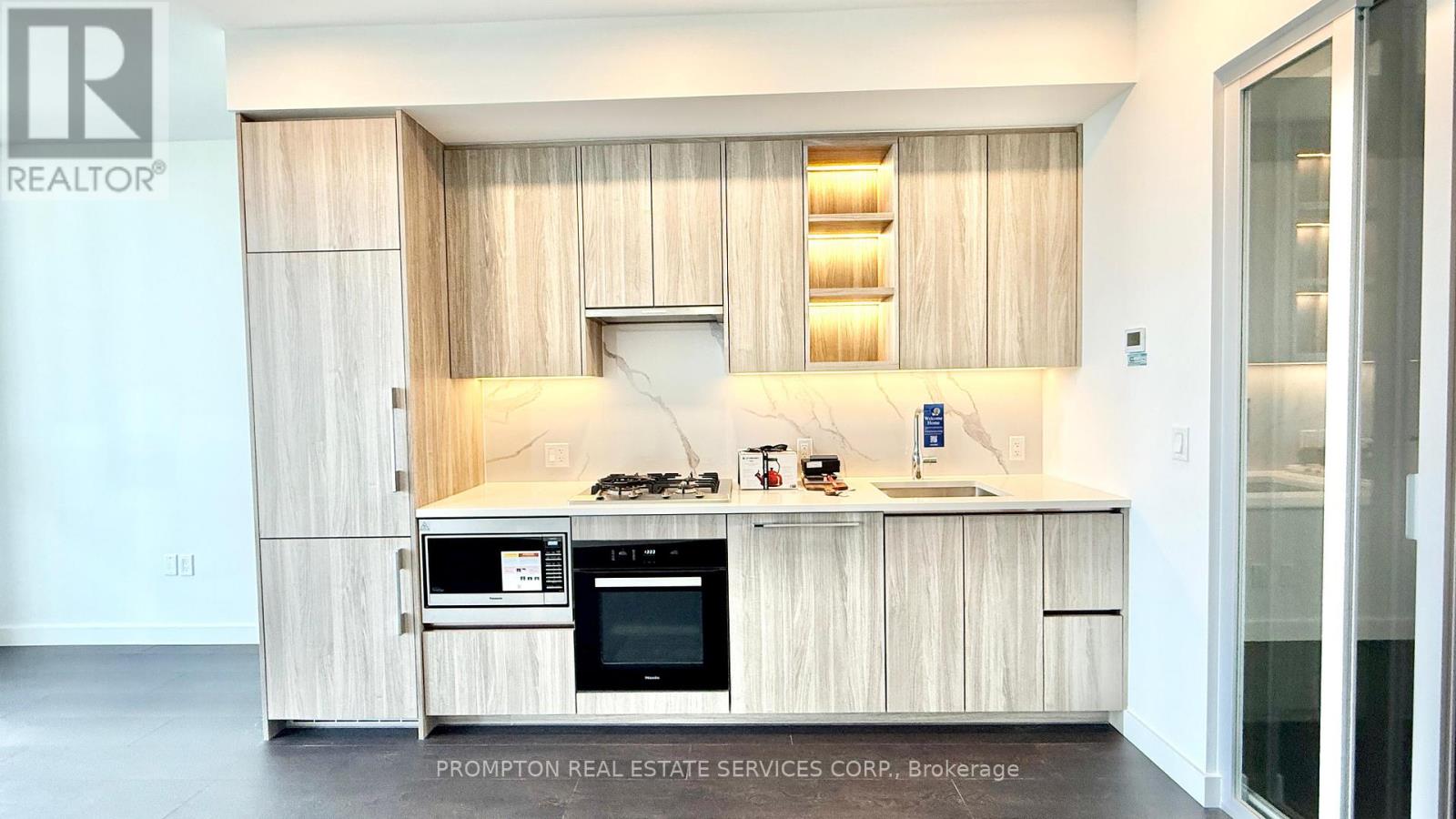 202 - 68 Esther Shiner Boulevard, Toronto, Ontario  M2K 0J6 - Photo 3 - C13095260