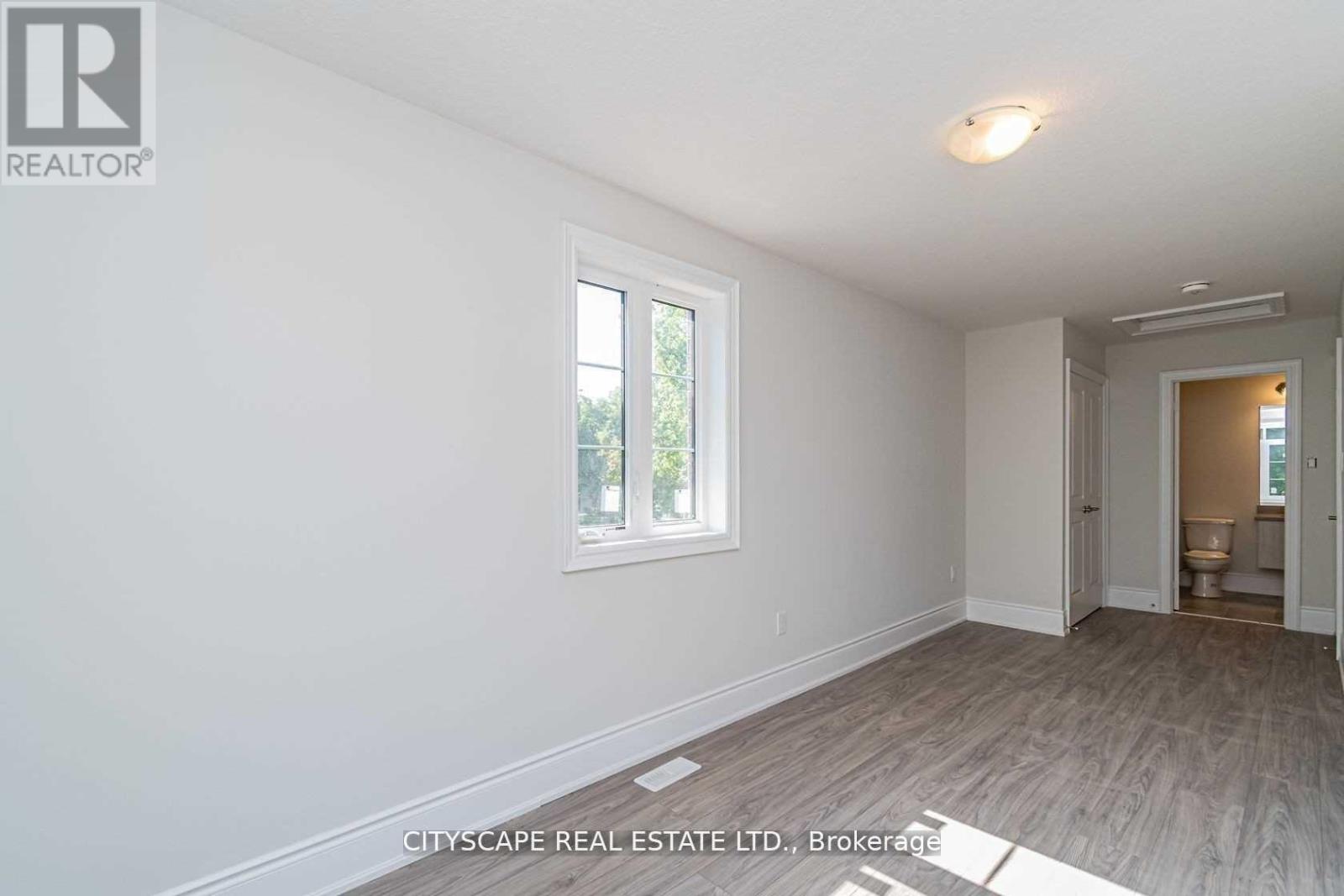 563 Wedgewood Drive, Burlington, Ontario  L7L 0J9 - Photo 17 - W13171062