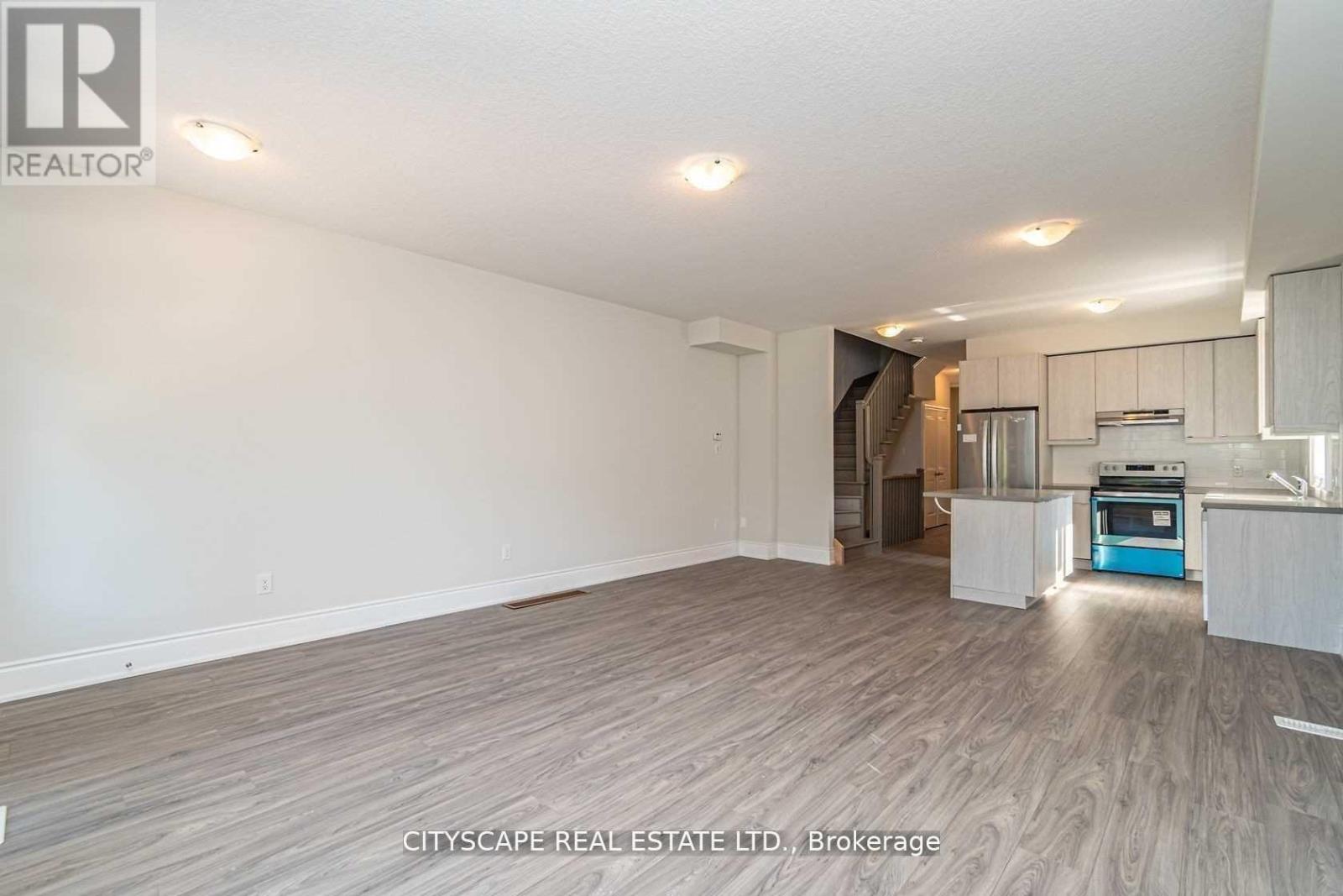 563 Wedgewood Drive, Burlington, Ontario  L7L 0J9 - Photo 5 - W13171062