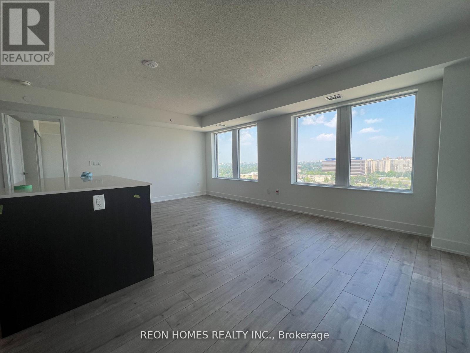 1806 - 10 Eva Road, Toronto, Ontario  M9C 0B3 - Photo 4 - W13171100